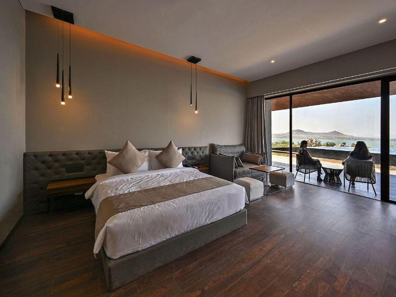 Aria Resort And Spa image