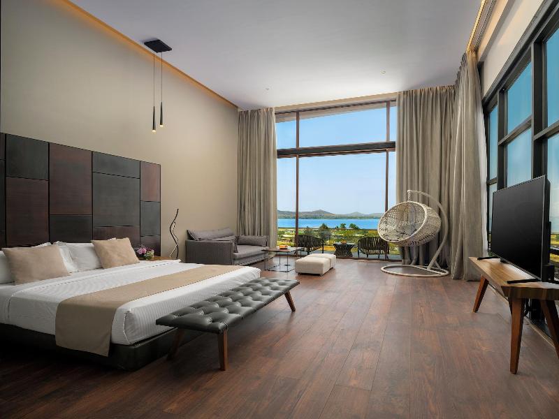 Aria Resort And Spa image