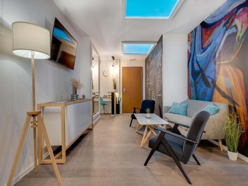 Bed And Breakfast Sky image