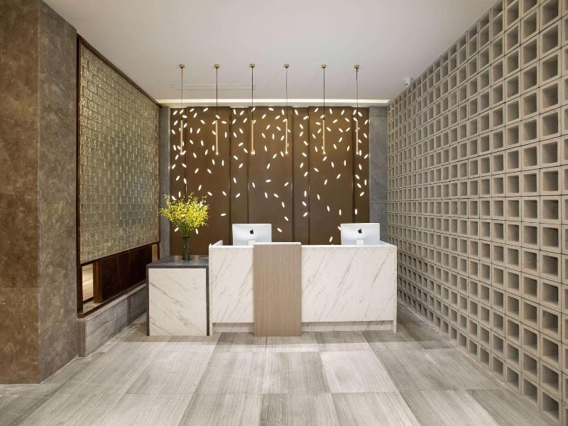 Ramada Encore By Wyndham Qingdao Shinan image