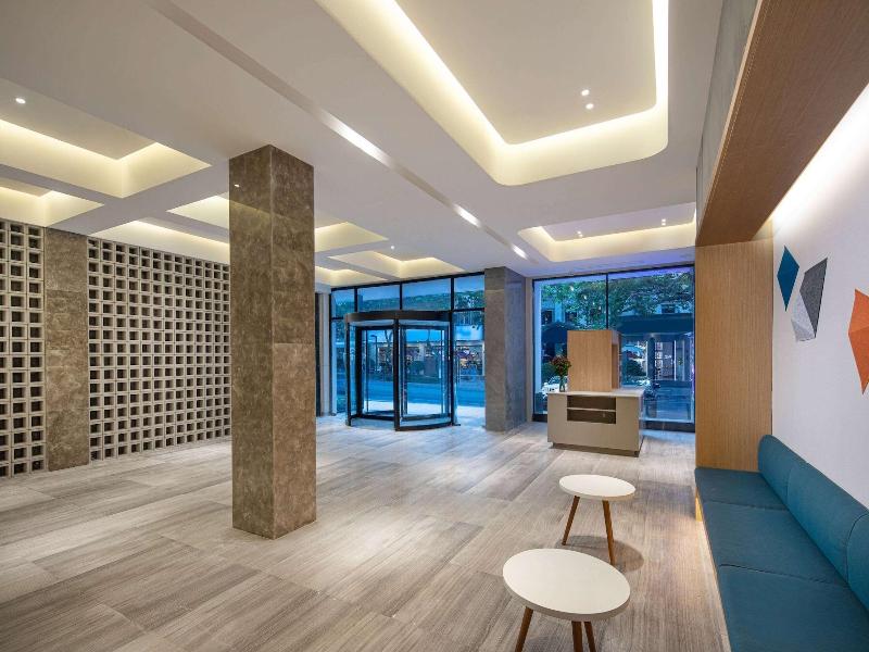 Ramada Encore By Wyndham Qingdao Shinan image