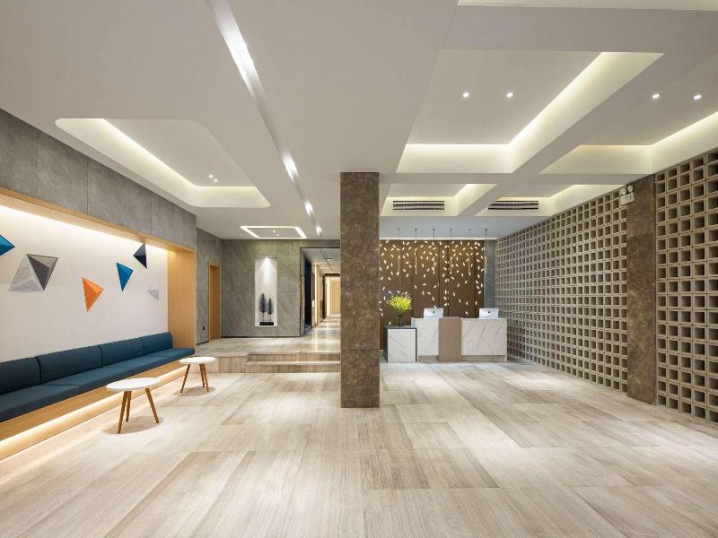 Ramada Encore By Wyndham Qingdao Shinan image