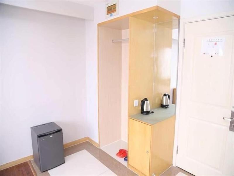 Ramada Encore By Wyndham Qingdao Shinan image