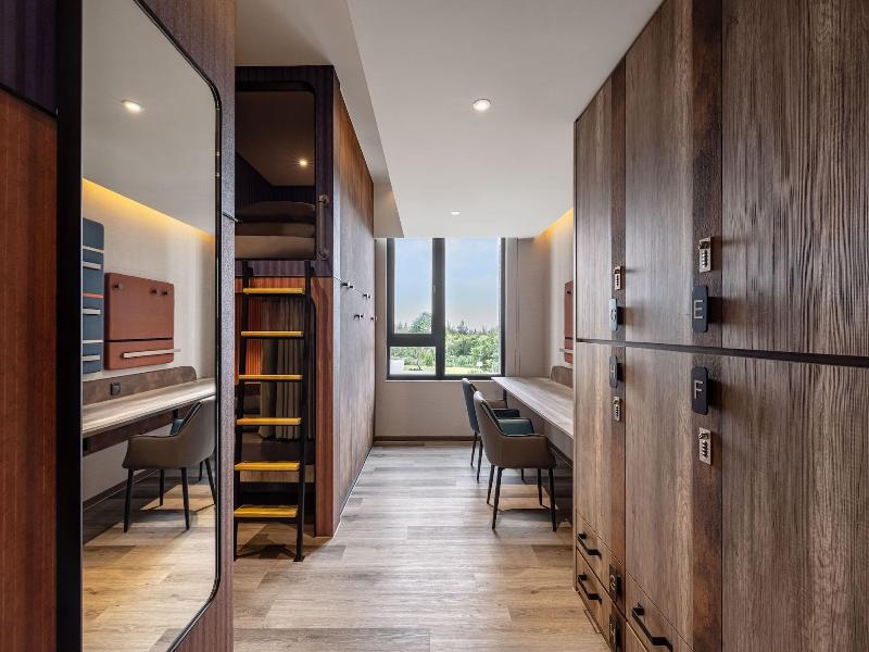 The Moment Hotel Hualien By Lakeshore image