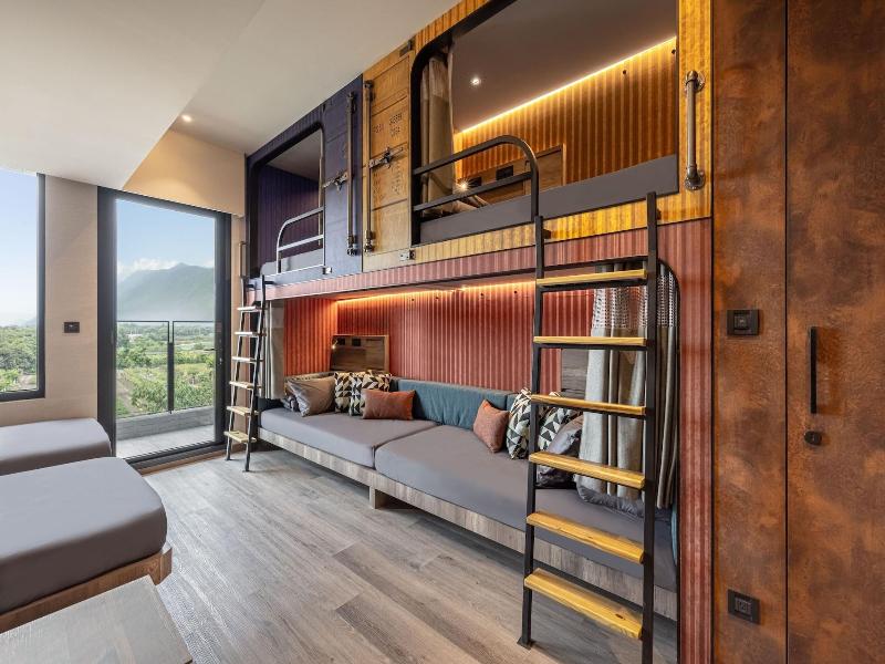 The Moment Hotel Hualien By Lakeshore image