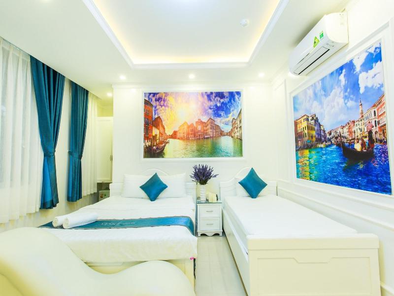 Venice Hotel image