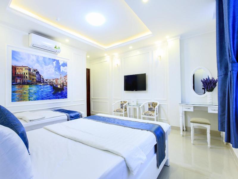 Venice Hotel image