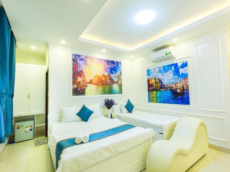 Venice Hotel image