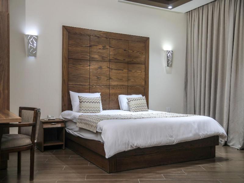 Eden Hotel image