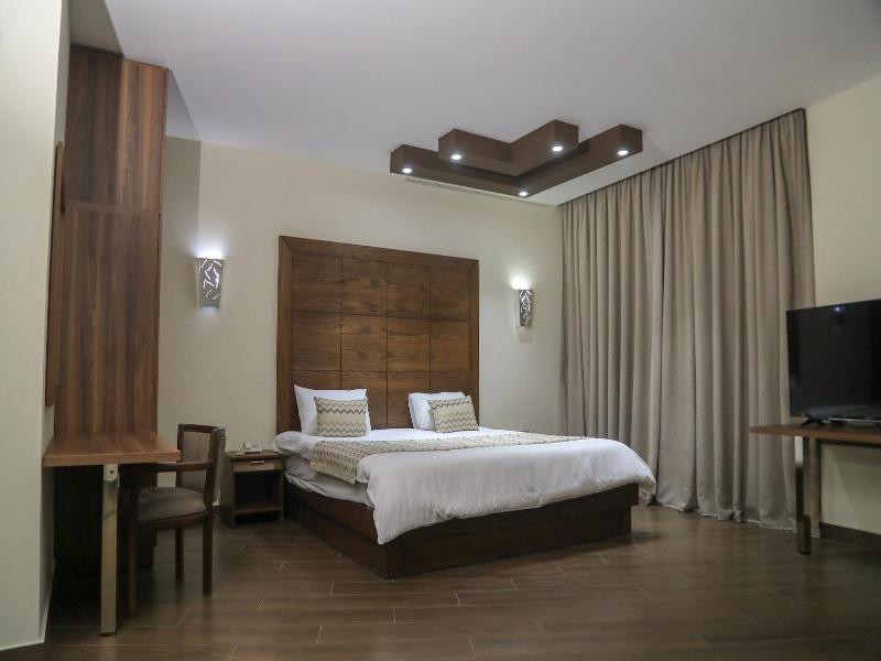 Eden Hotel image