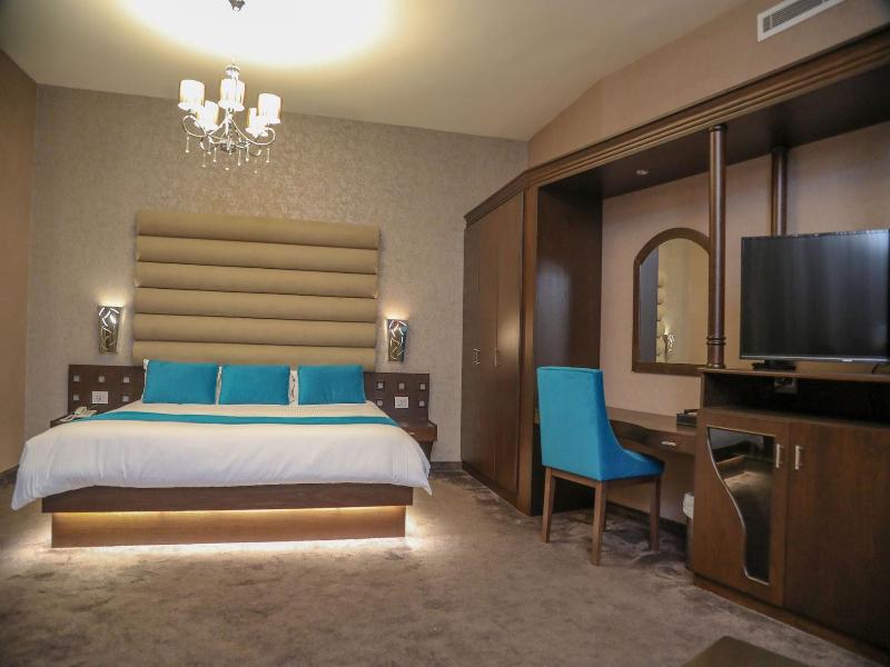 Eden Hotel image