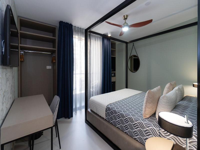 Hotel Perla Del Sur image