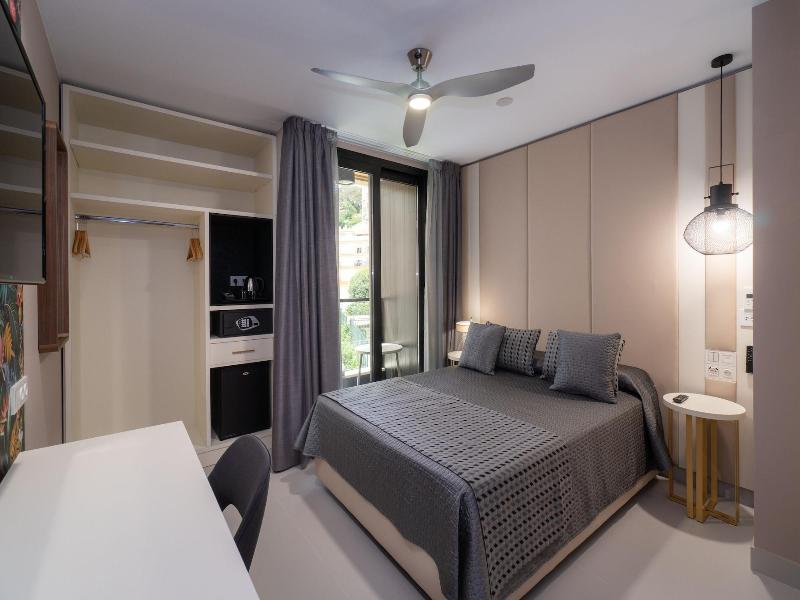 Hotel Perla Del Sur image