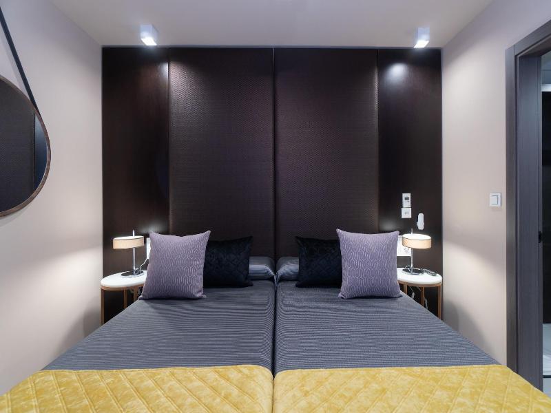 Hotel Perla Del Sur image