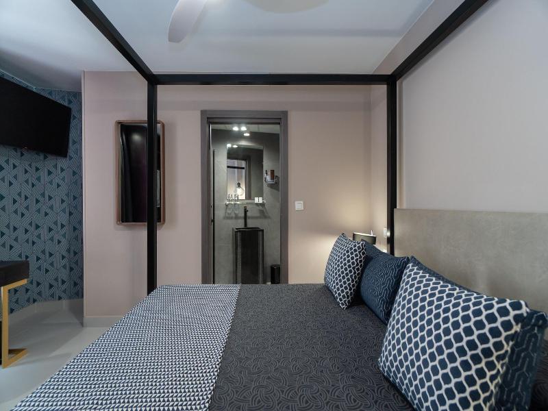 Hotel Perla Del Sur image