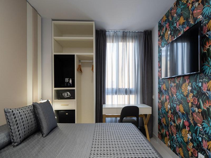 Hotel Perla Del Sur image