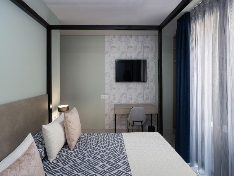 Hotel Perla Del Sur image