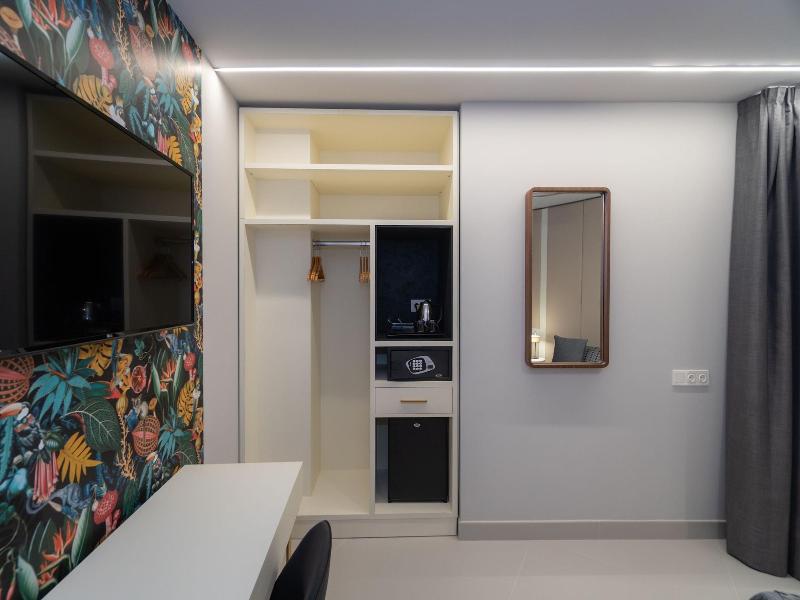 Hotel Perla Del Sur image