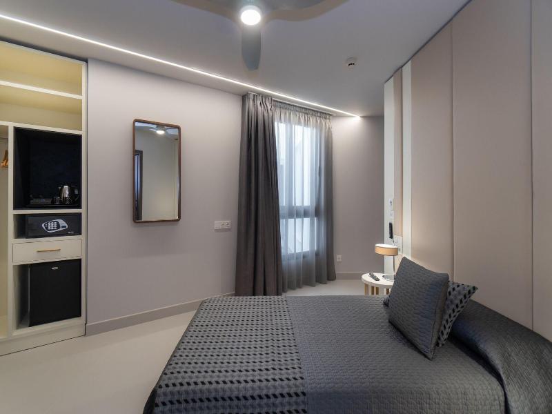 Hotel Perla Del Sur image