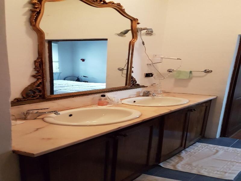 Albergo Montechiari image