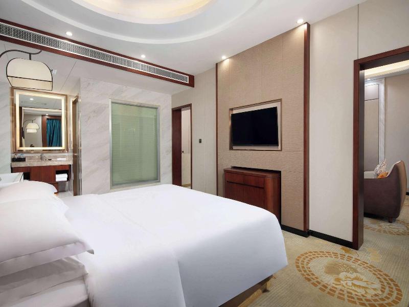 Ramada By Wyndham Changsha North image