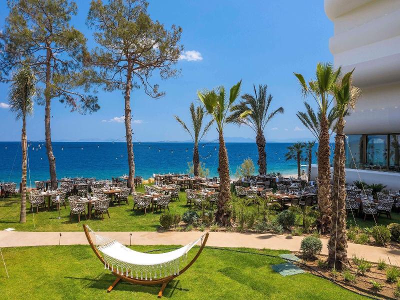 Isla Brown Corinthia Resort & Spa, Curio Collect image