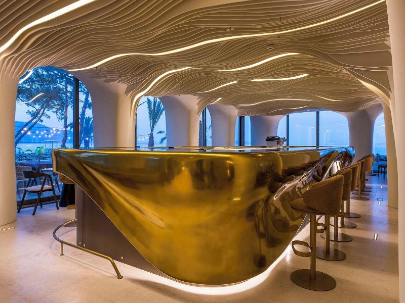 Isla Brown Corinthia Resort & Spa, Curio Collect image