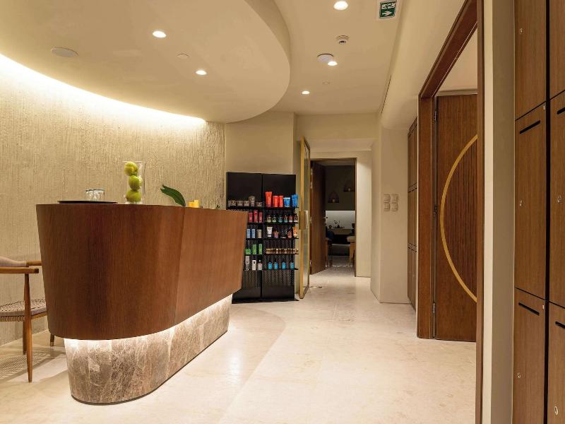Isla Brown Corinthia Resort & Spa, Curio Collect image