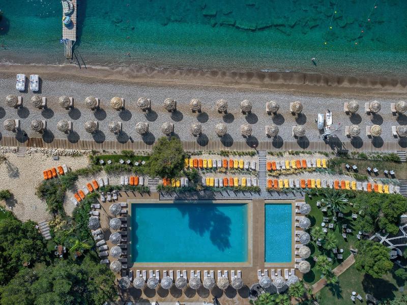 Isla Brown Corinthia Resort & Spa, Curio Collect image