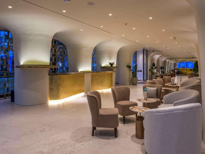 Isla Brown Corinthia Resort & Spa, Curio Collect image