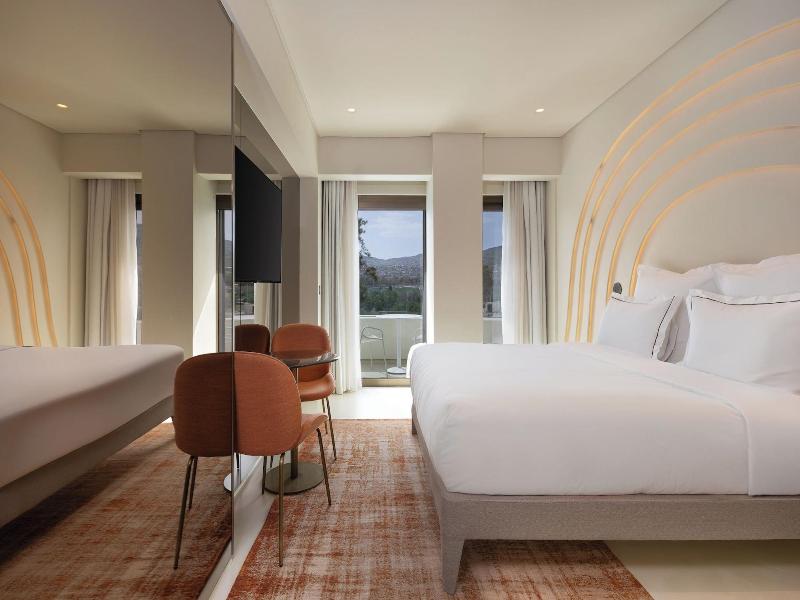 Isla Brown Corinthia Resort & Spa, Curio Collect image