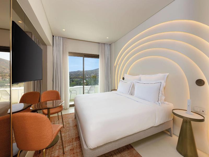 Isla Brown Corinthia Resort & Spa, Curio Collect image
