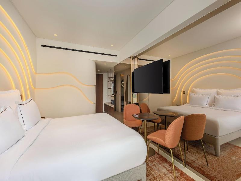 Isla Brown Corinthia Resort & Spa, Curio Collect image