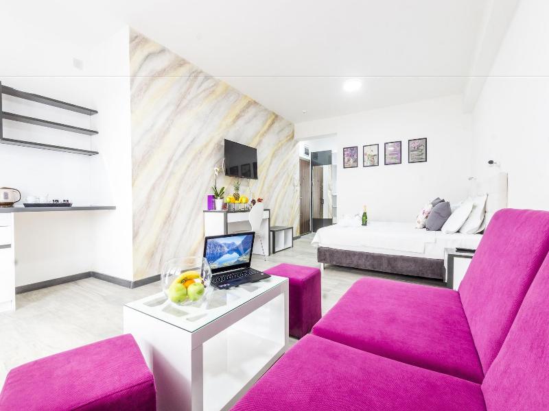 Astera Apart Hotel image