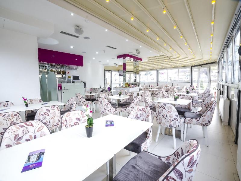 Astera Apart Hotel image