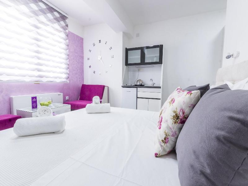 Astera Apart Hotel image