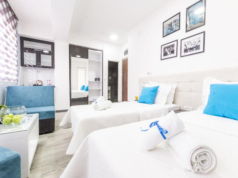 Astera Apart Hotel image