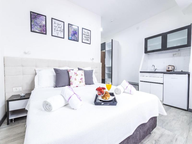 Astera Apart Hotel image