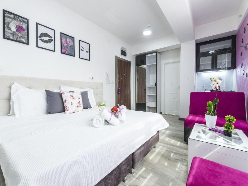 Astera Apart Hotel image
