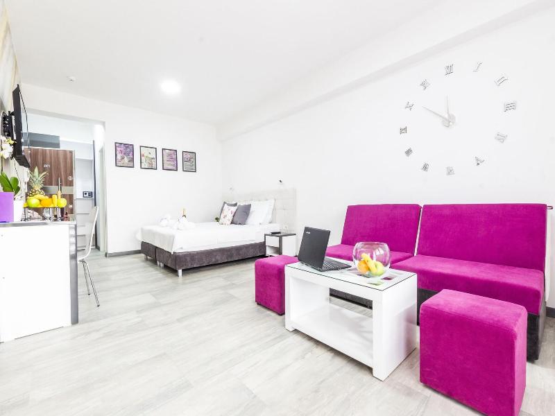 Astera Apart Hotel image