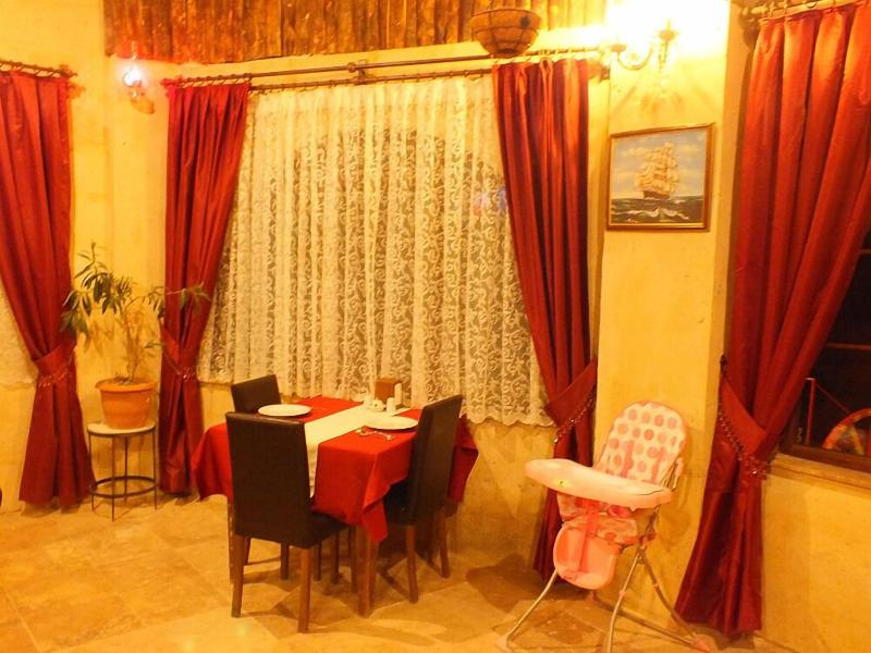 Dilek Tepesi Cave Hotel