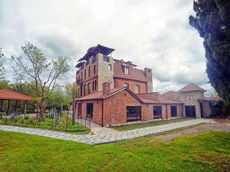 Chateau Chikovani image