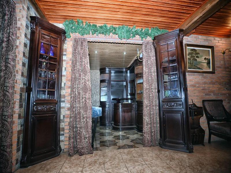 Chateau Chikovani image