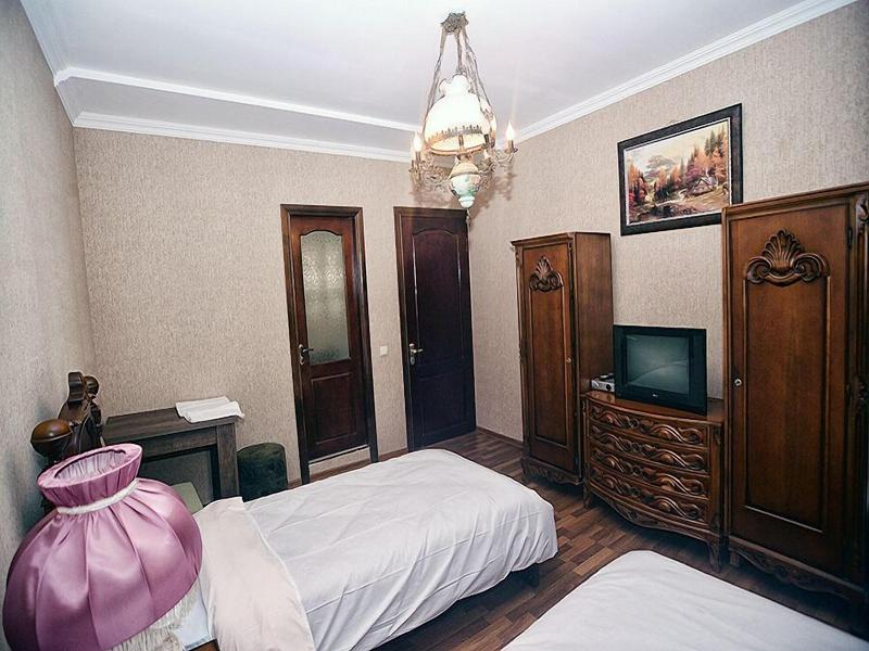 Chateau Chikovani image