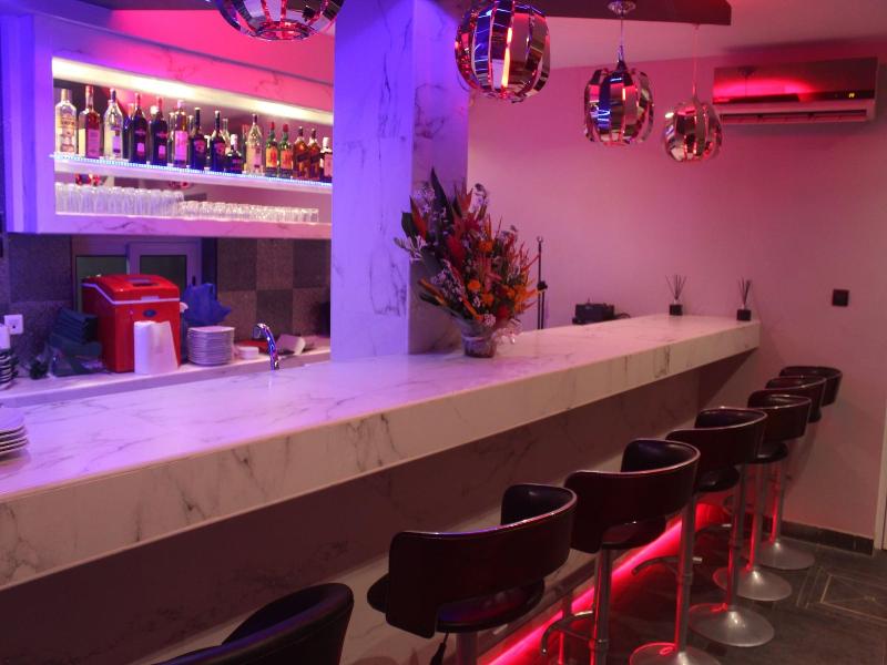 Hotel M'rode image