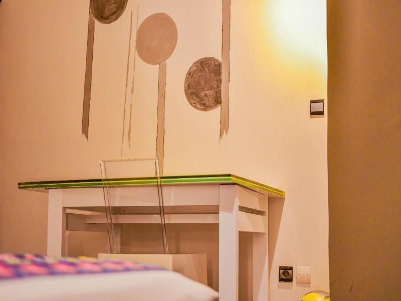 Hotel M'rode image
