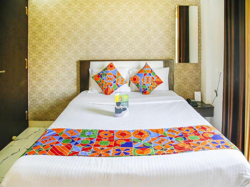 Fabhotel Eleanora image