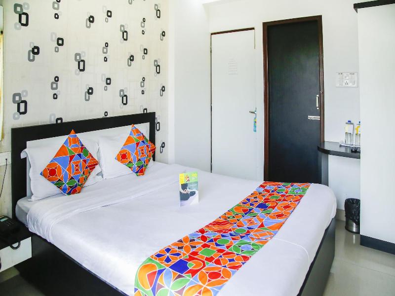 Fabhotel Eleanora image