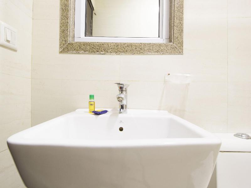 Fabhotel Eleanora image