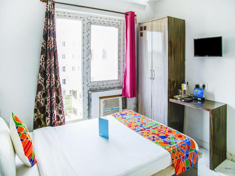 Fabhotel Eleanora image